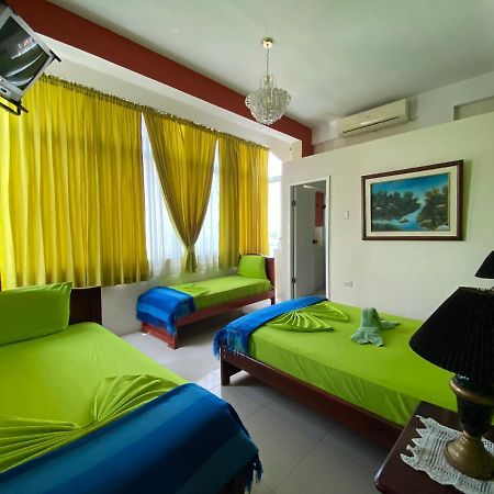 Hostal Puerto Azul Manta Εξωτερικό φωτογραφία