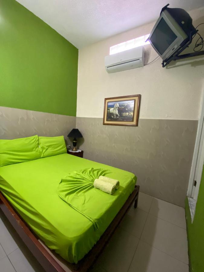 Hostal Puerto Azul Manta Εξωτερικό φωτογραφία